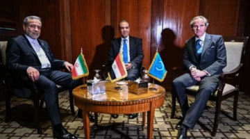 إيران ترفض المقترحات «غير الواقعية» الأميركية