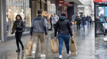 ​انخفاض الثقة في الاقتصاد البريطاني من 45 % إلى 28 % خلال عقد