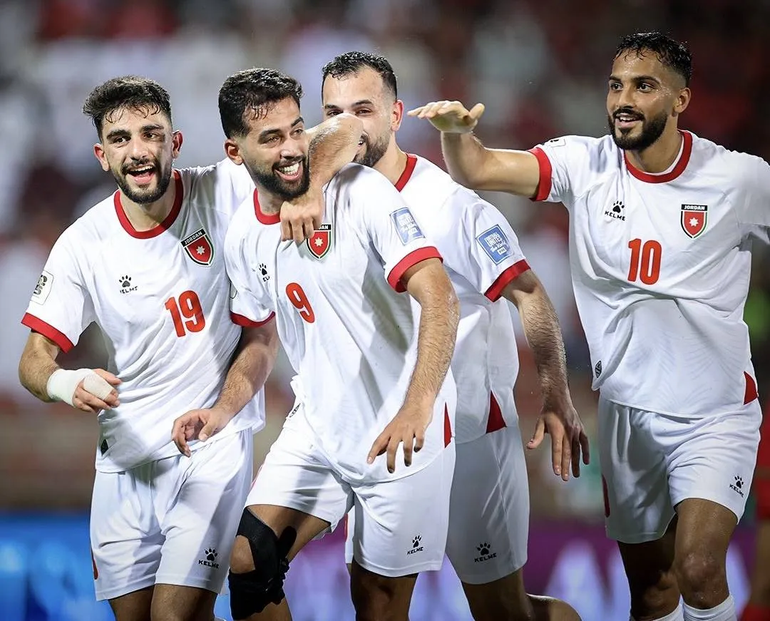 بثلاثية في عُمان… الأردن على مشارف التأهل