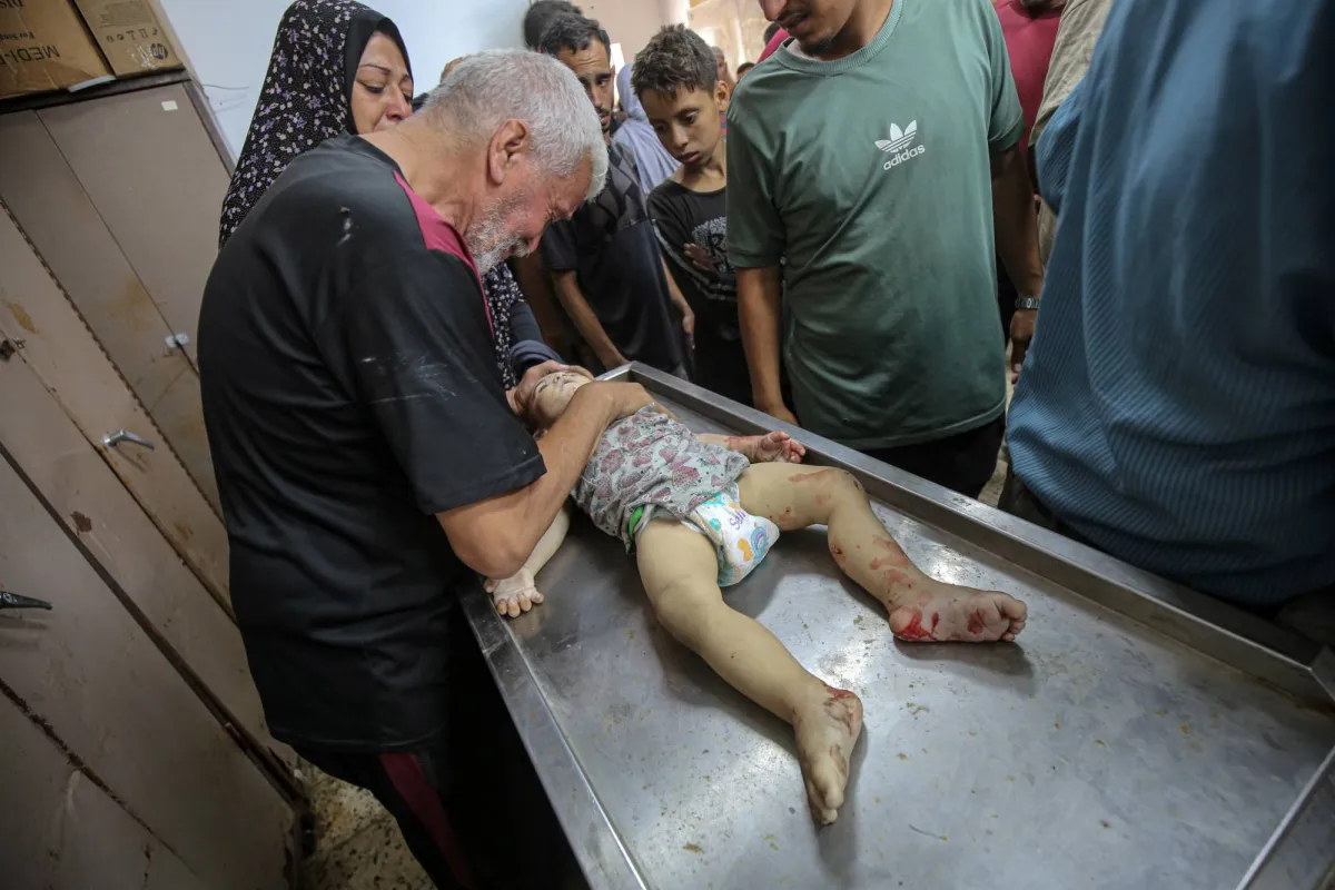 وزارة الصحة في غزة تحذر من انهيار ما تبقى من مؤسسات صحية بالقطاع
