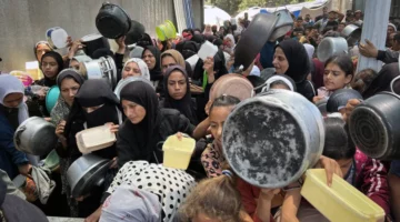 فون دير لاين تؤكد أن نتنياهو تعهَّد بزيادة المساعدات لغزة