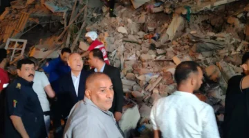 حالتا وفاة و5 مصابين إثر انهيار عقار سكني في القاهرة