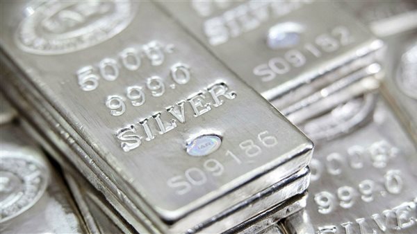 ثورة المعدن الأبيض.. “الفضة” استثمار المستقبل اللي ممكن يغير حياتك