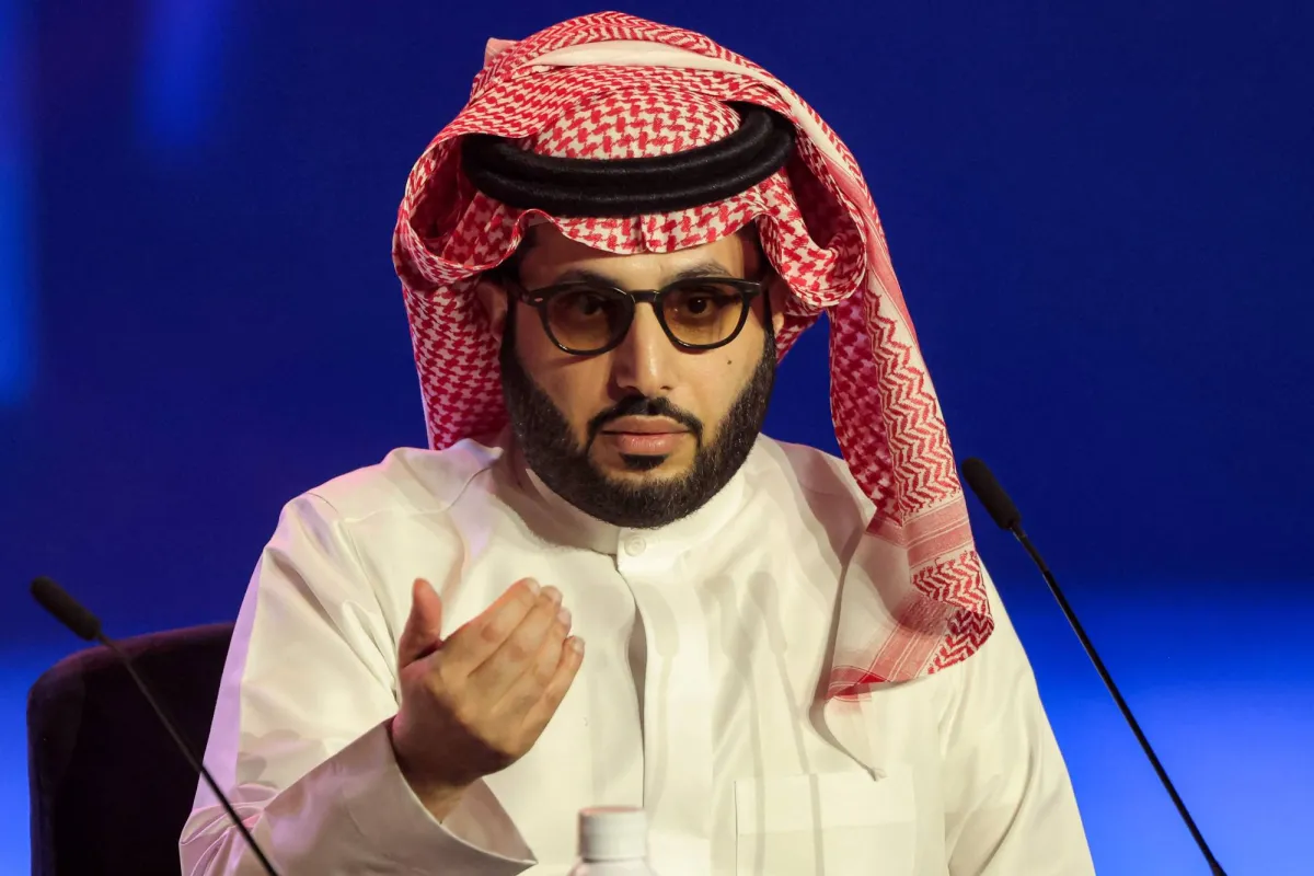 آل الشيخ لـ«الشرق الأوسط»: النزالات الكبرى «تخصص سعودي»