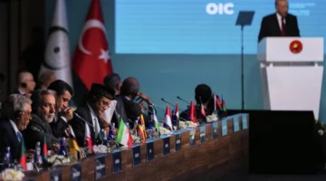 هجمات إسرائيل هدفها تخريب المحادثات النووية مع إيران