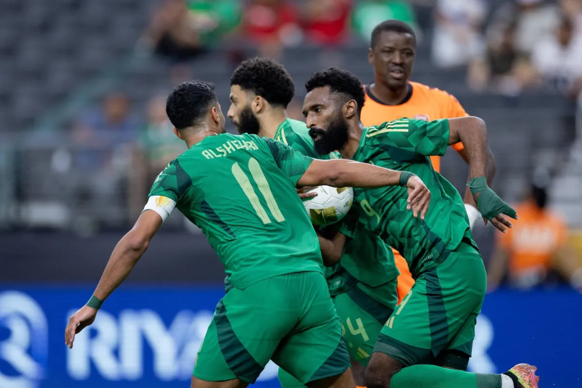 «الكأس الذهبية»: الأخضر إلى ربع النهائي