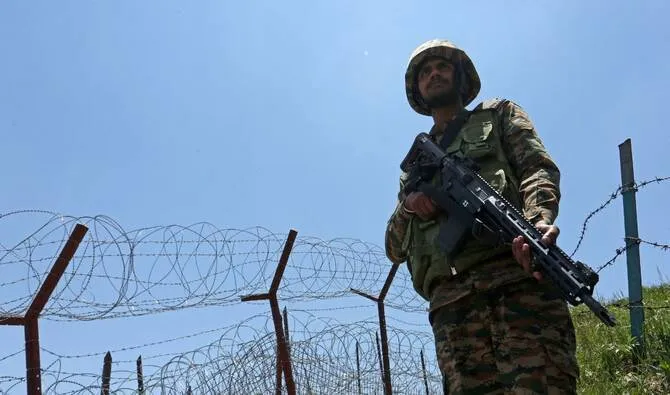 الهند توقف شخصين يُشتبه في إيوائهما منفذي هجوم كشمير