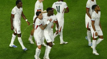 تشيلسي يُنهي مشوار الترجي بثلاثية… ويتأهل
