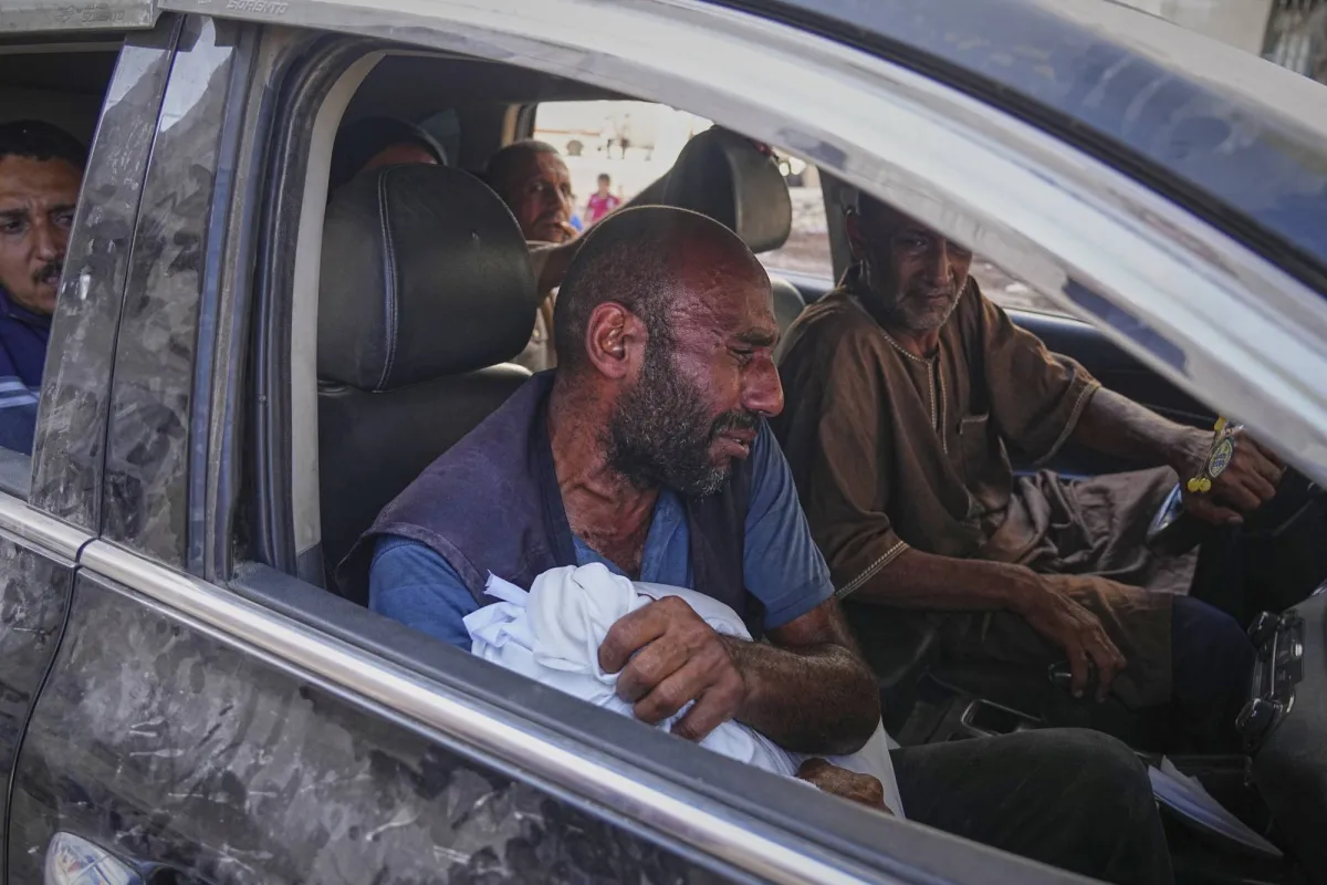 الجيش الإسرائيلي يصدر أوامر إخلاء لعدة مناطق في قطاع غزة