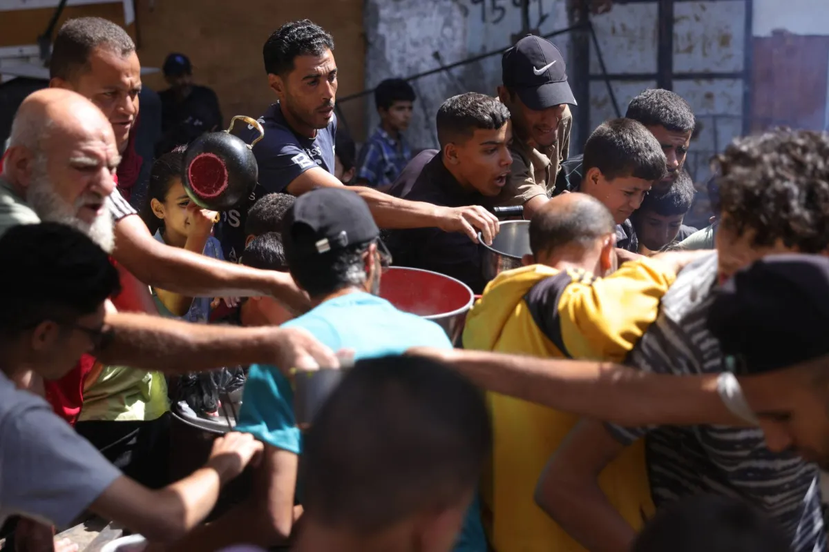 المجاعة في غزة تسابق جهود إنهاء الحرب