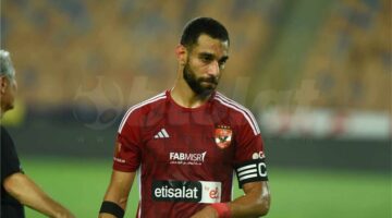 رسميًا | بعد معلول.. الأهلي يعلن رحيل عمرو السولية