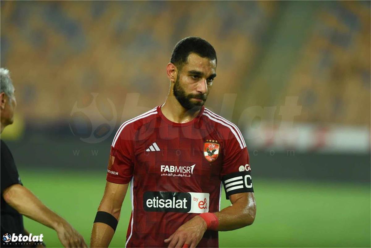رسميًا | بعد معلول.. الأهلي يعلن رحيل عمرو السولية