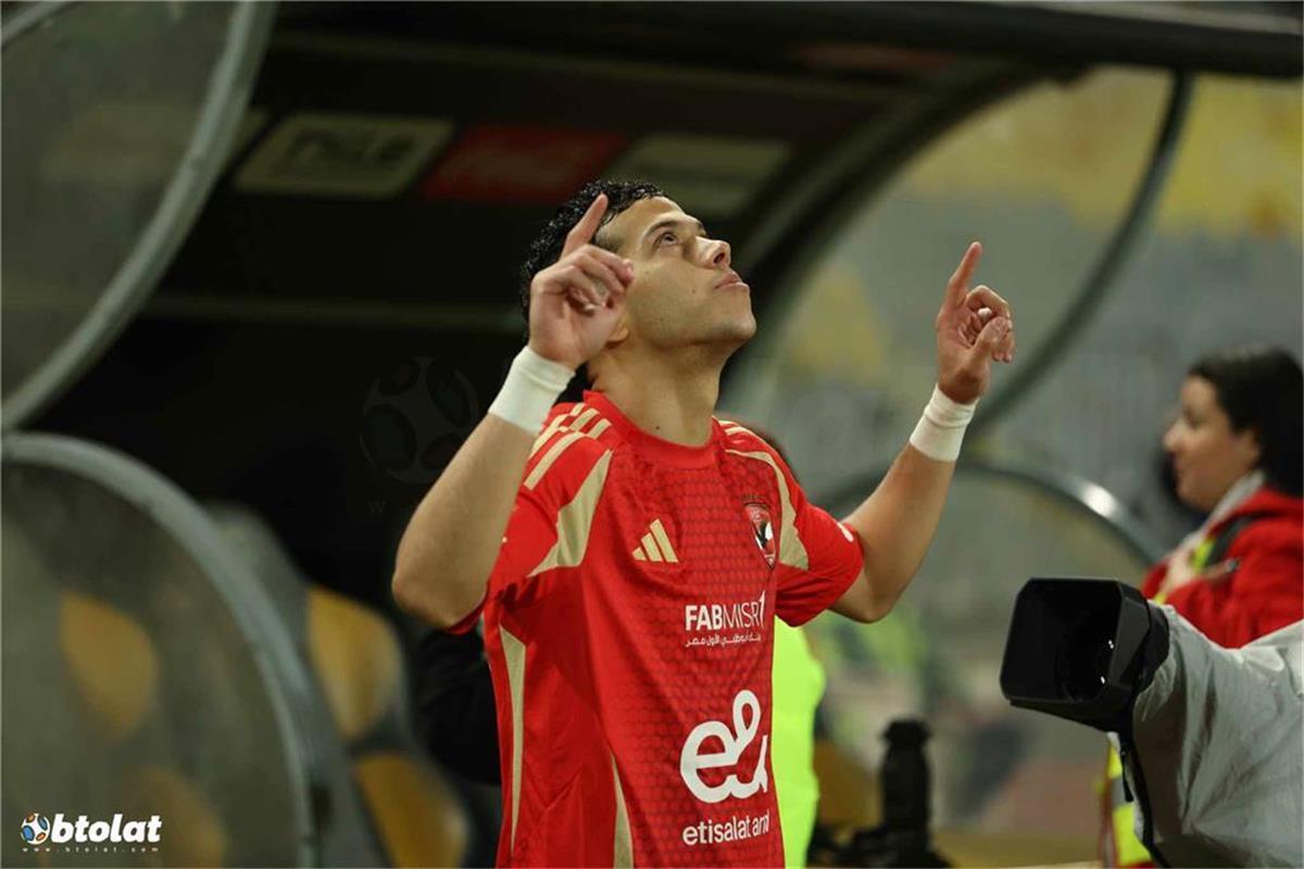 إمام عاشور: الأهلي لديه لاعب أفضل من زيزو.. والجميع يعلمون من ألقى الزجاجات على كولر