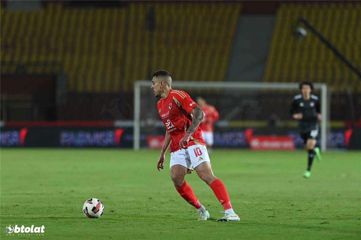 جراديشار: لم أكن أعرف الأهلي.. وتفاجأت مما شاهدته أمام بيراميدز