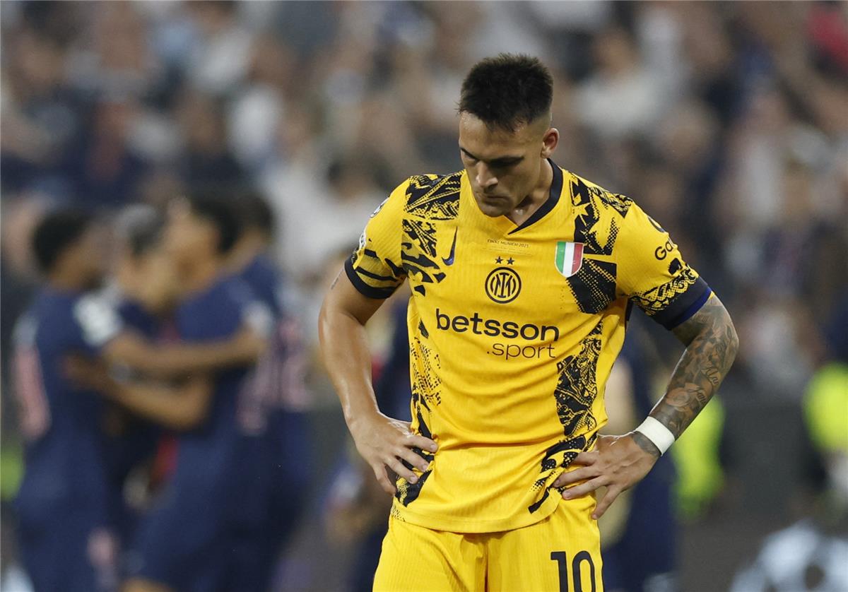 لاوتارو مارتينيز بعد إهانة إنتر ميلان في نهائي دوري أبطال أوروبا: أشعر بالفخر