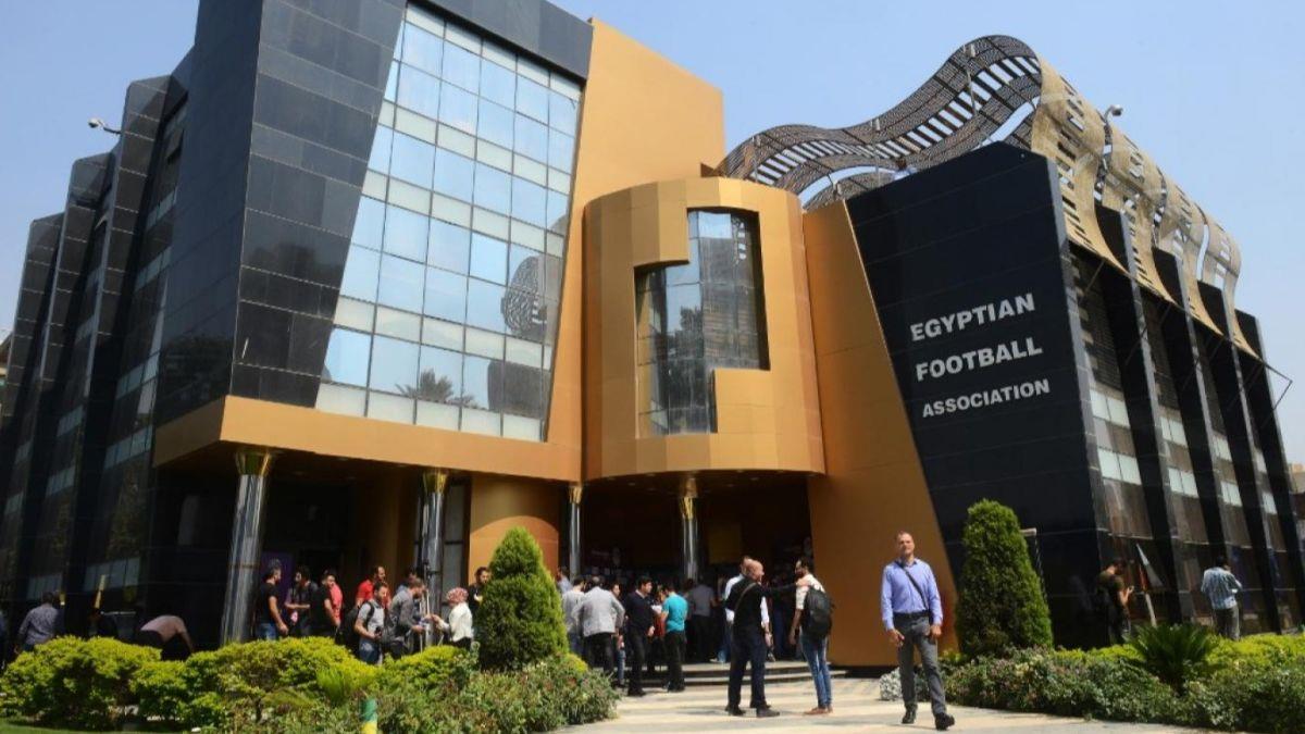 أبو ريدة يعلن نتائج اجتماع اتحاد الكرة مع الأندية.. ملامح موسم 2026 وأيام الراحة قبل المشاركات القارية