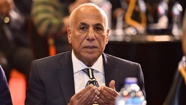 حسين لبيب يقدم واجب العزاء للاستاذ عمرو الجنايني