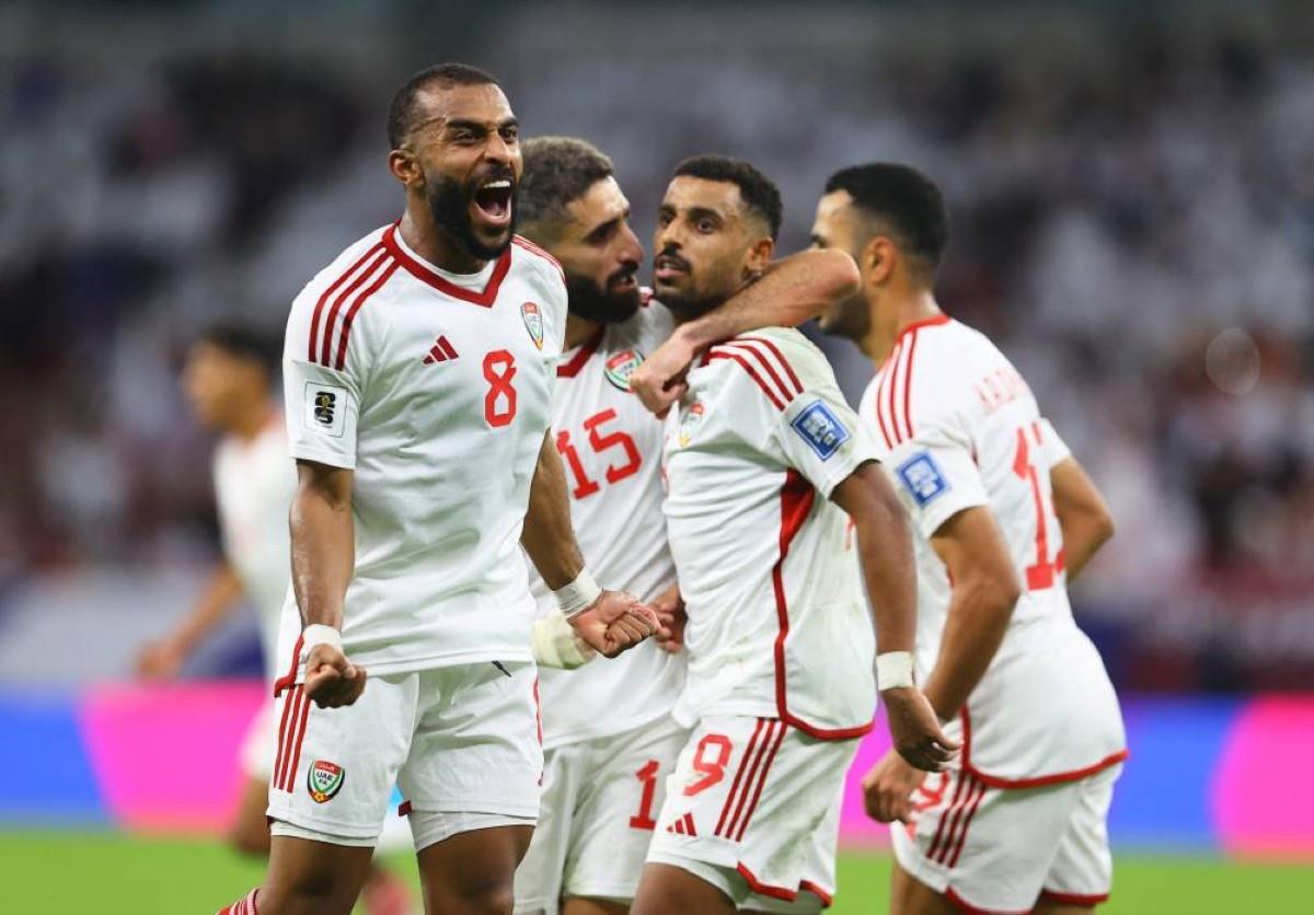 موعد والقنوات الناقلة لمباراة الإمارات وأوزبكستان اليوم في تصفيات كأس العالم.. والمعلقين
