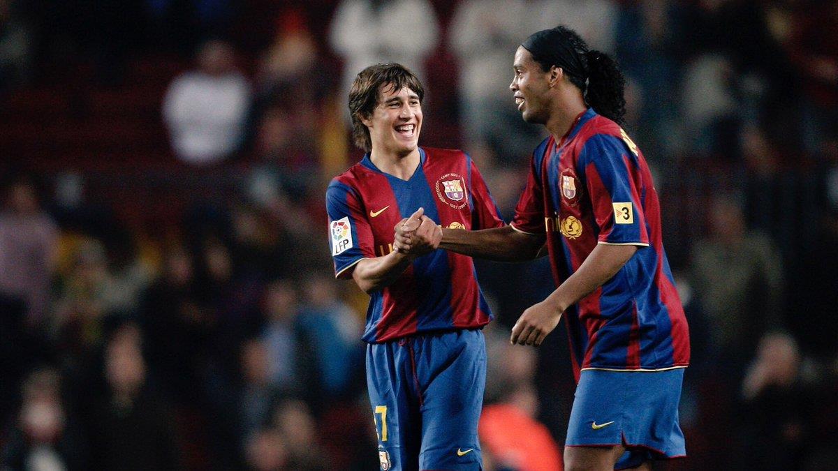 نجم برشلونة الأسبق: رونالدينيو كان استثنائيًا.. ويامال الأفضل في العالم