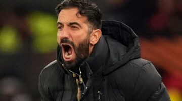 مانشستر يونايتد يقتحم سباق بديل محمد صلاح ويقدم عرضه الأول