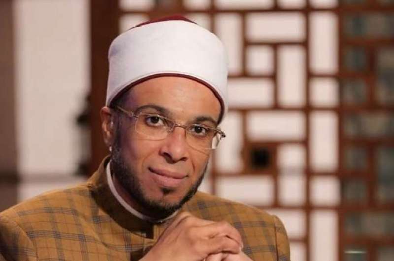 تعليق محمد أبو بكر على قرار نقله من الأوقاف بسبب الحج