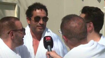 شاهد.. عمرو سعد يؤدي مناسك الحج للمرة الأولى في حياته