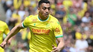 مصطفى محمد يحضر مباراة الزمالك وبيراميدز في نهائي كأس مصر