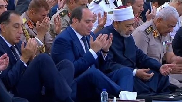 بتشريف الرئيس.. أداء شعائر صلاة عيد الأضحى بمسجد مصر الكبير بالعاصمة الإدارية