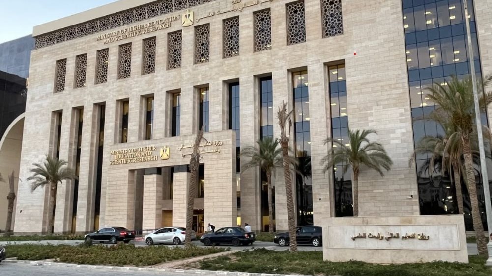 نحر الأضاحي خارج المجازر يهدد الصحة والبيئة