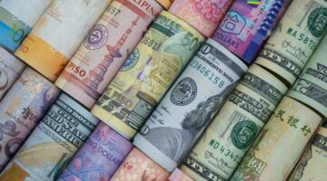 أسعار العملات الأجنبية اليوم الأربعاء 11 يونيو 2025 مقابل الجنيه في البنك الأهلي المصري