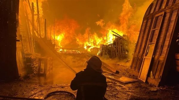 إصابة 5 أشخاص في حريق التهم 3 منازل بمركز أبوتشت بقنا