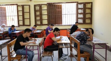 جدول امتحانات الثانوية العامة | ماذا سيمتحن طلاب مدارس المتفوقين والمكفوفين غدا؟