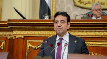 مصر أول من حذر من اتساع دائرة الصراع الإقليمي