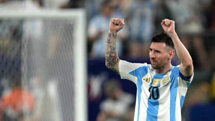 ميسي واجه الأهلي مرتين من قبل في وديتين لم يسجل أي أهداف