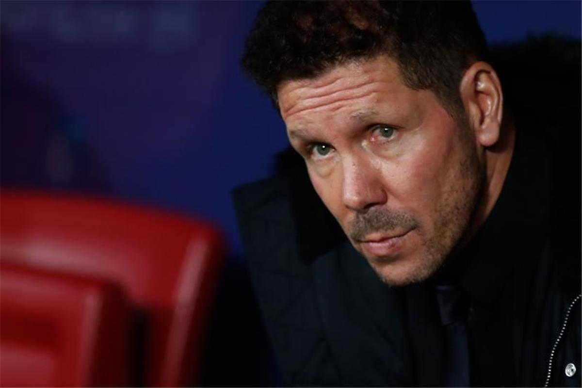 سيميوني: الأحداث السياسية لم تؤثر علينا.. وأتلتيكو مدريد “عريق”