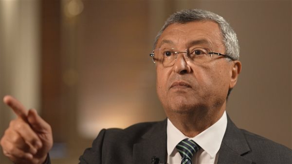 هل احتياطيات مصر من الوقود تكفي لسد احتياجاتها خلال الحرب؟ وزير البترول الأسبق يجيب