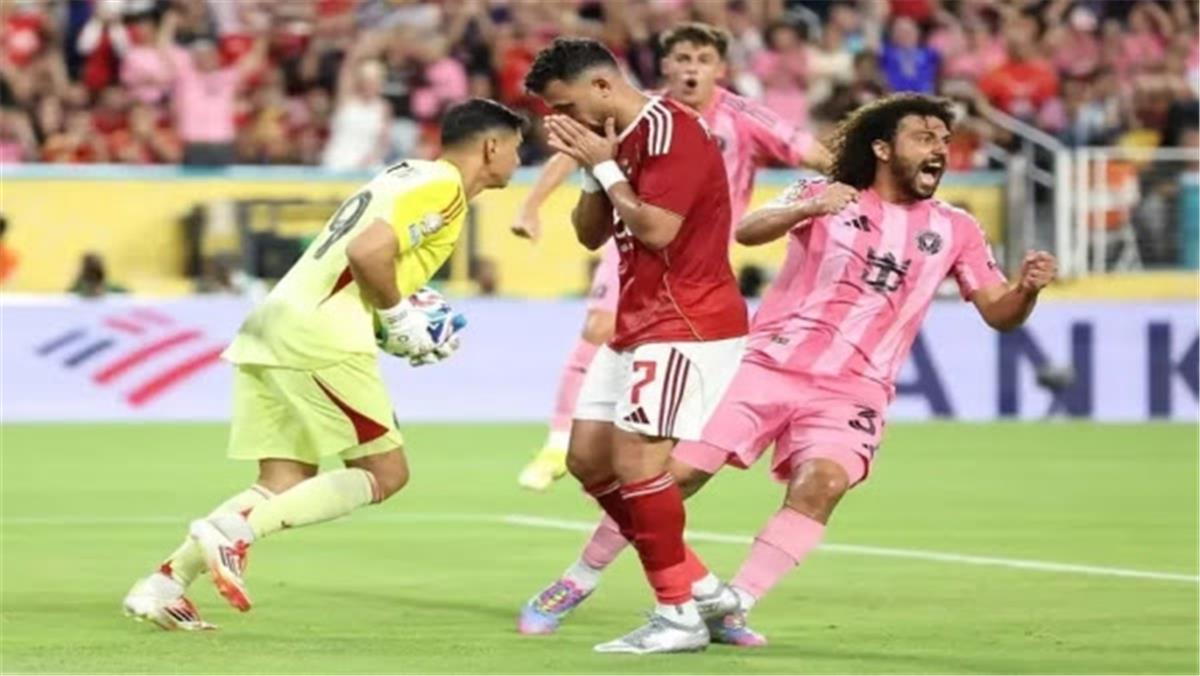 كواليس عقوبة تريزيجيه بعد واقعة ركلة جزاء الأهلي ورد فعل اللاعب
