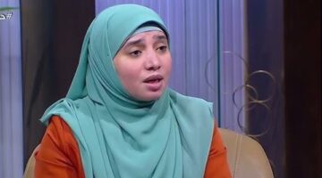 هل قراءة القرآن من الموبايل لها نفس أجر المصحف؟.. عضو بمركز الأزهر تجيب