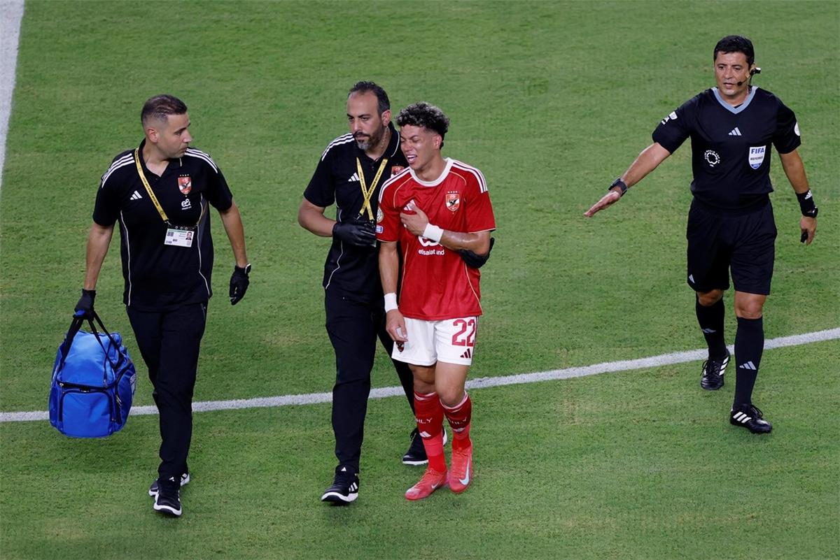 “معرفتش أعمل R2”.. إمام عاشور يروي كواليس إصابته في مباراة الأهلي وإنتر ميامي