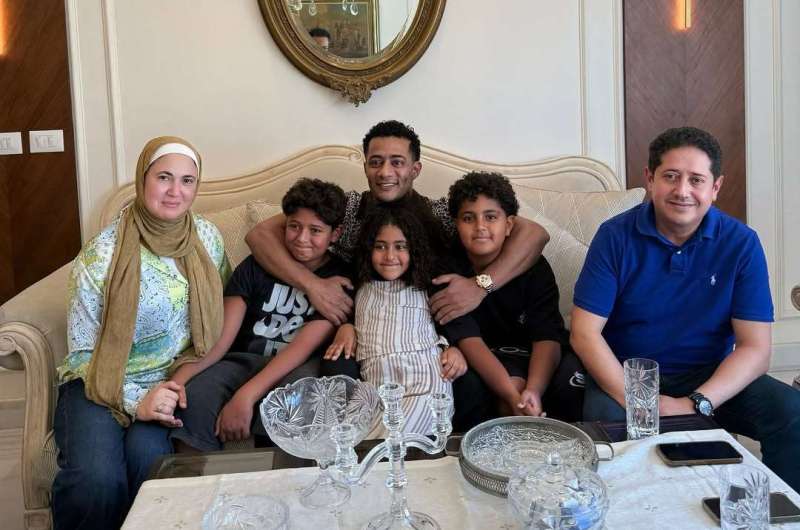 محمد رمضان يعلن الصلح مع أسرة زميل نجله في قضية التعدي