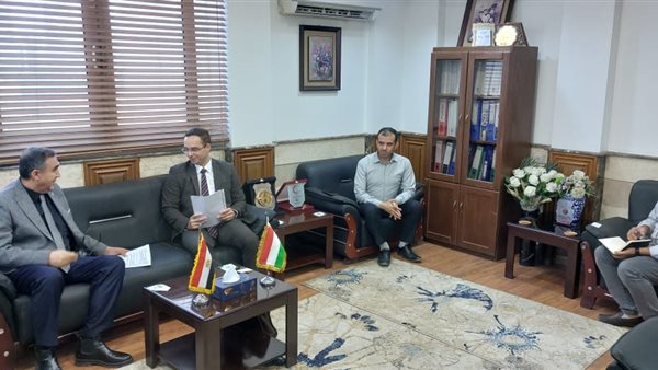 “الخدمات البيطرية” تبحث مع سفارة المجر بالقاهرة تعزيز التعاون في الصحة الحيوانية