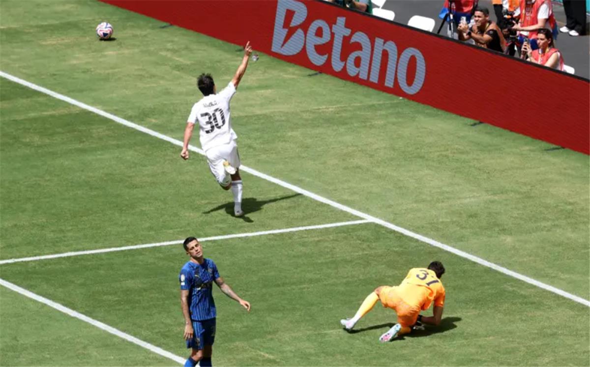 فيديو | جونزالو يُسجل هدف ريال مدريد الأول أمام الهلال