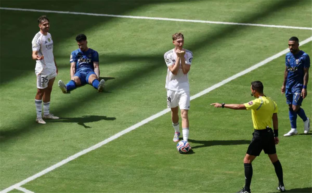 رجل مباراة ريال مدريد والهلال في كأس العالم للأندية