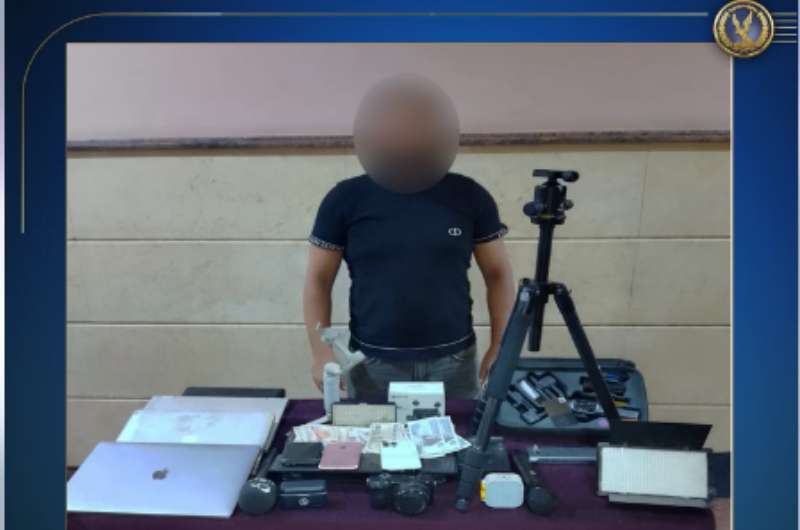 بيان من الداخلية بشأن القبض على “المذيع الفرفوش”