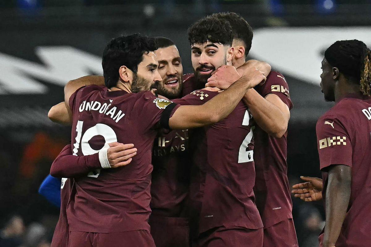 بعد التعاقد مع ساني.. جالطة سراي يستهدف لاعب مانشستر سيتي