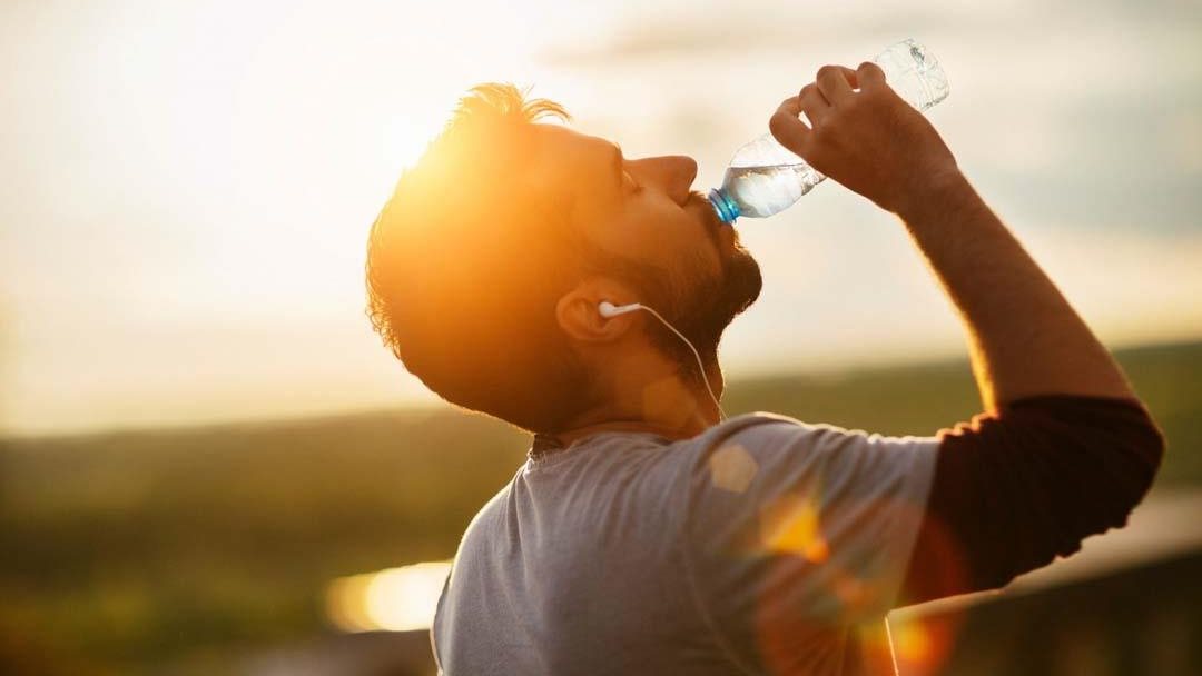 الأرصاد تحذر من شبورة صباحًا ورياح مثيرة للرمال والأتربة