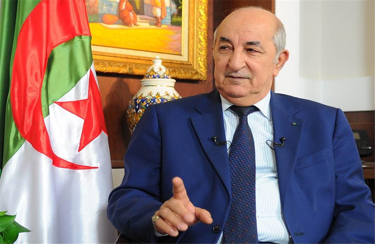 رئيس الجزائر يصدر قرارًا بشأن أحداث سقوط مدرج في مباراة المولودية ونجم مقرة