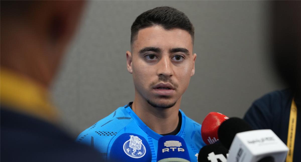 لاعب بورتو قبل مواجهة الأهلي: نمتلك روح التنين وسنلعب بكل كرامة