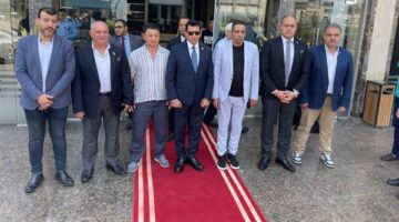 وزير الرياضة يلتقي بالخبير الأجنبي “رسلانبيك” لدعم خطط إعداد منتخب المصارعة لأولمبياد 2028
