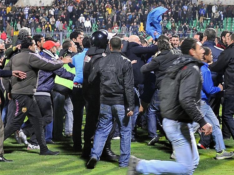 مباراة الاهلي والمصري في كارثة بورسعيد 2012